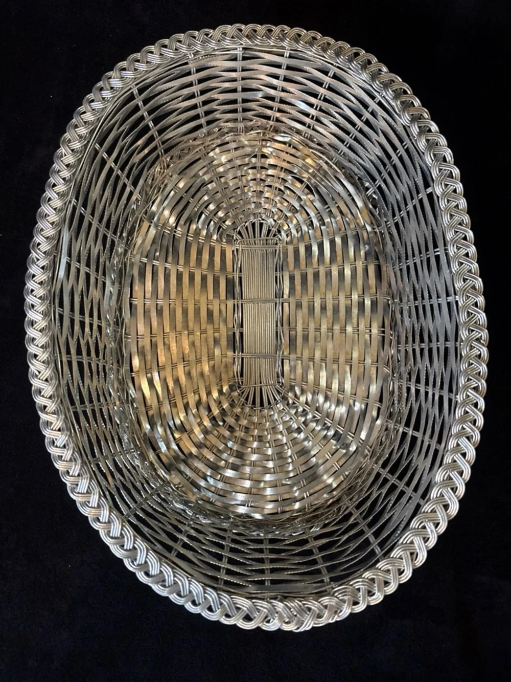 VTG Woven Wire Metal Baskets Set 2 OS Silver Cottagecore Rustic Farmhouse